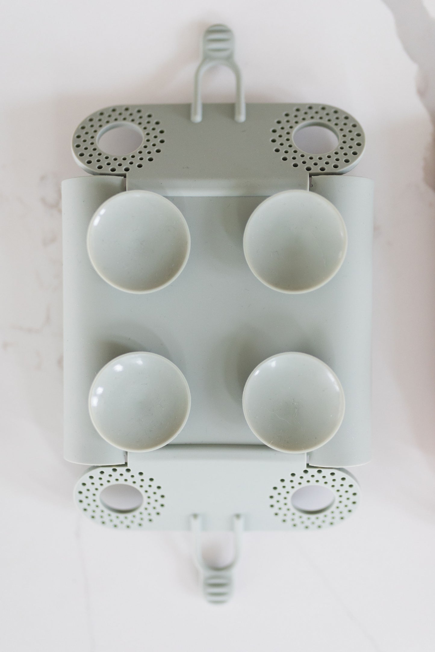 Your Porcupine Sage Green: Hiding Place For Shower Hair